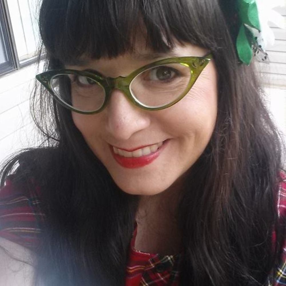 Meet your Posher, Amy